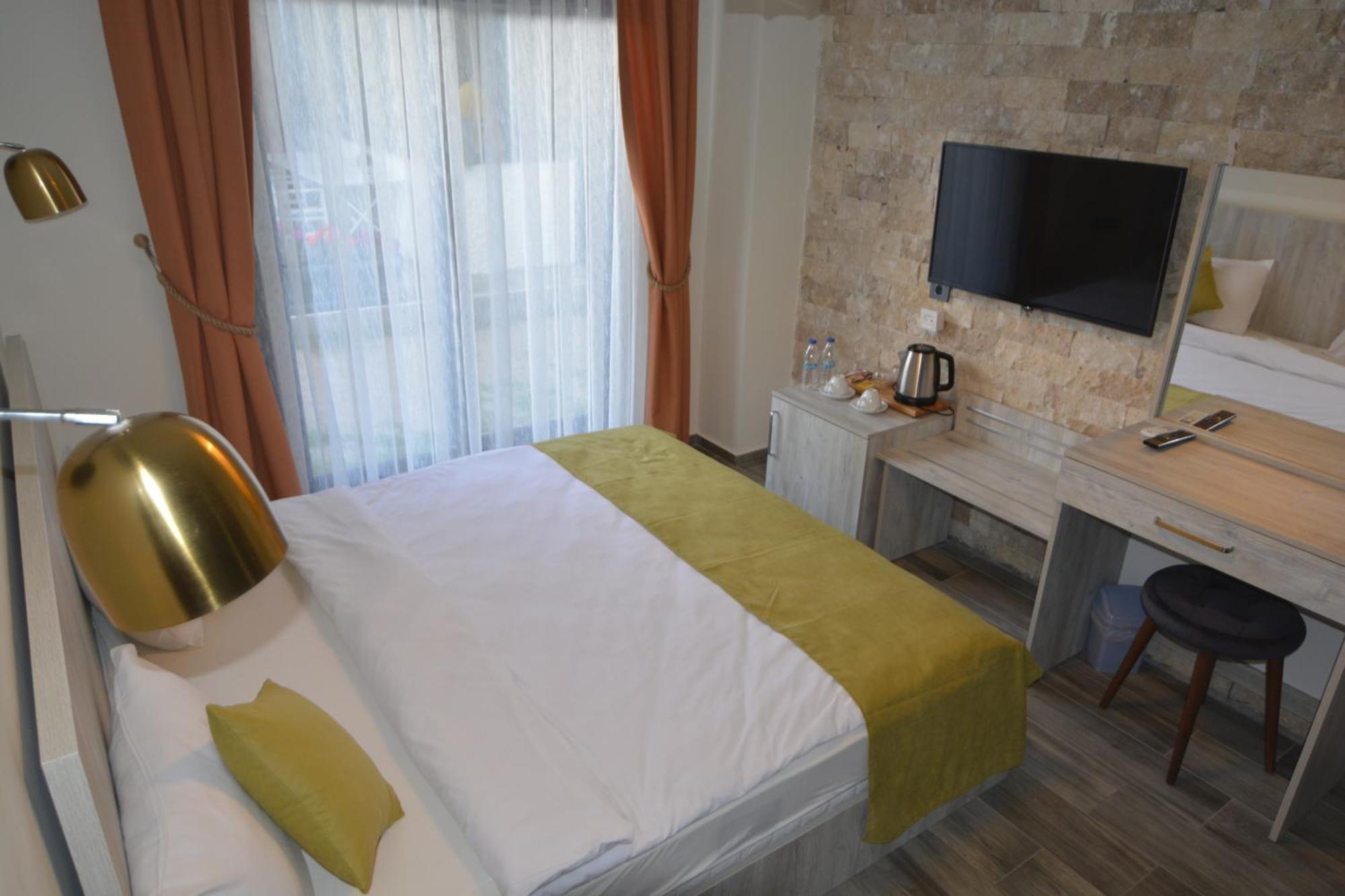 Talles Comfort Boutique Hotel - Alacati - Adult Only Екстериор снимка