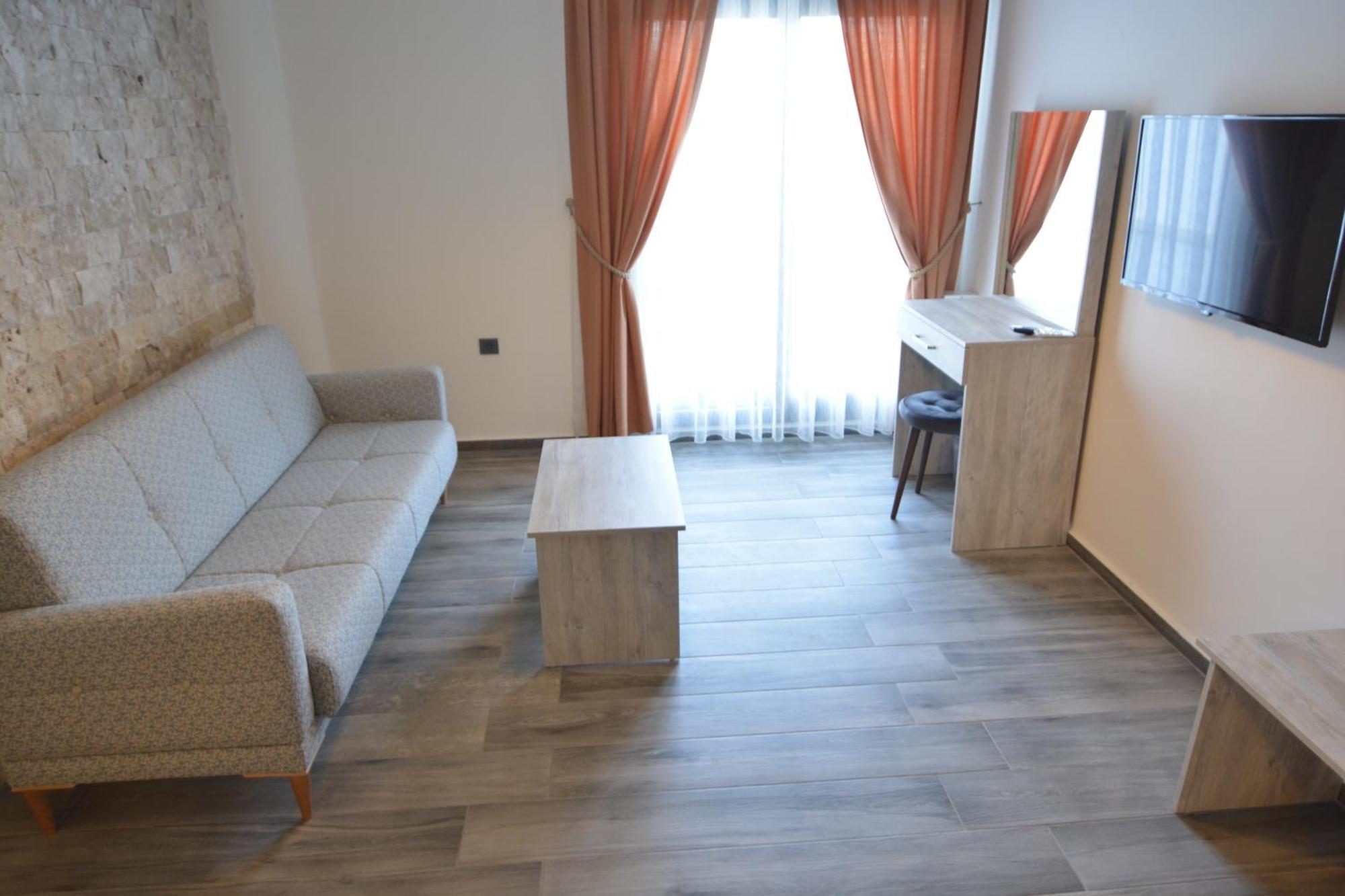 Talles Comfort Boutique Hotel - Alacati - Adult Only Екстериор снимка